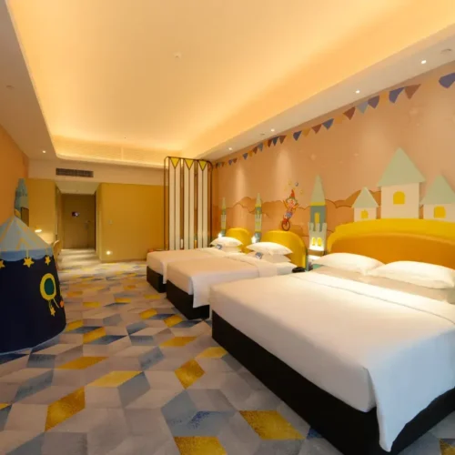 Deluxe Family Room
